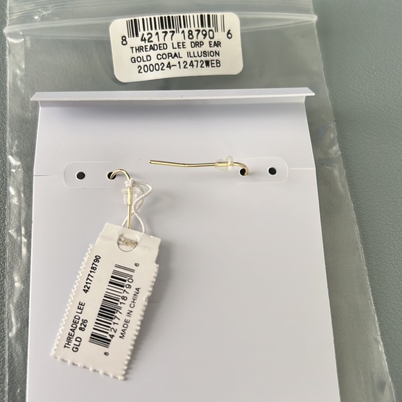 Kendra Scott Lee Earrings - Picture 2 of 3